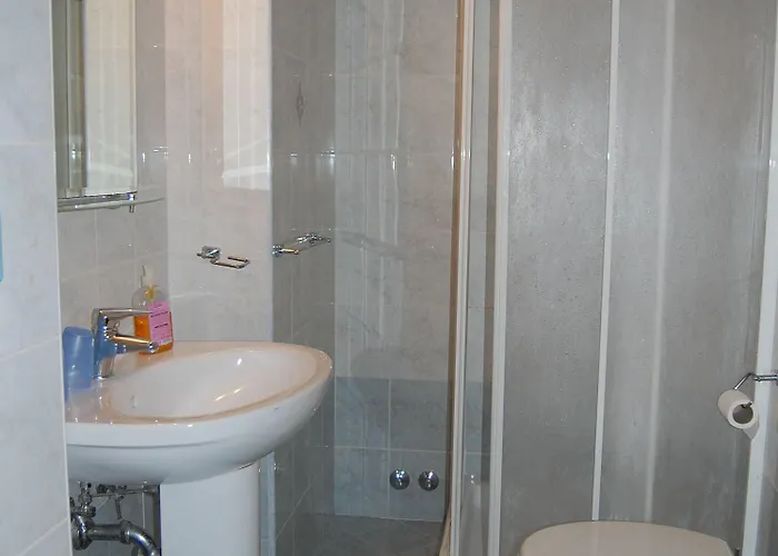 Konukevi Casa Cleo 3*