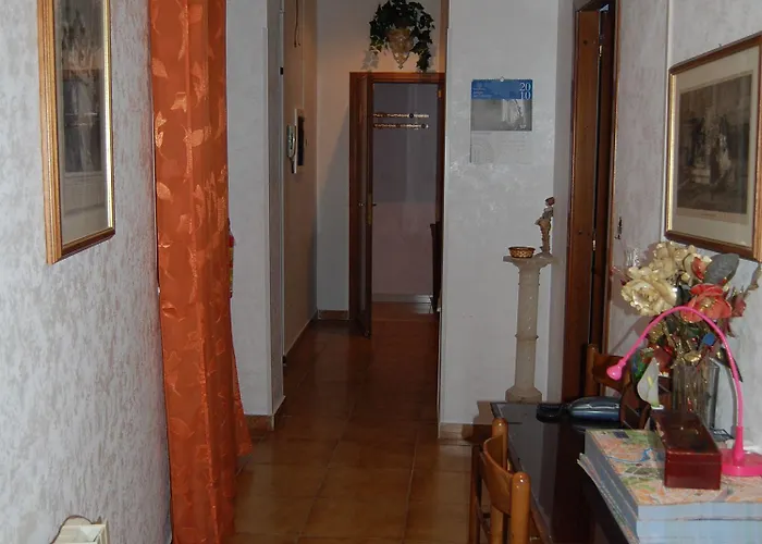 Konukevi Casa Cleo 3*